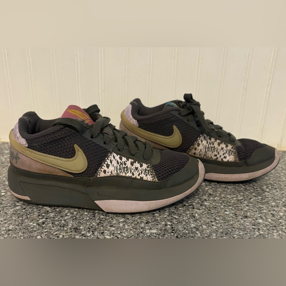 Nike Boys JA 1 Personal Touch Basketball Shoes